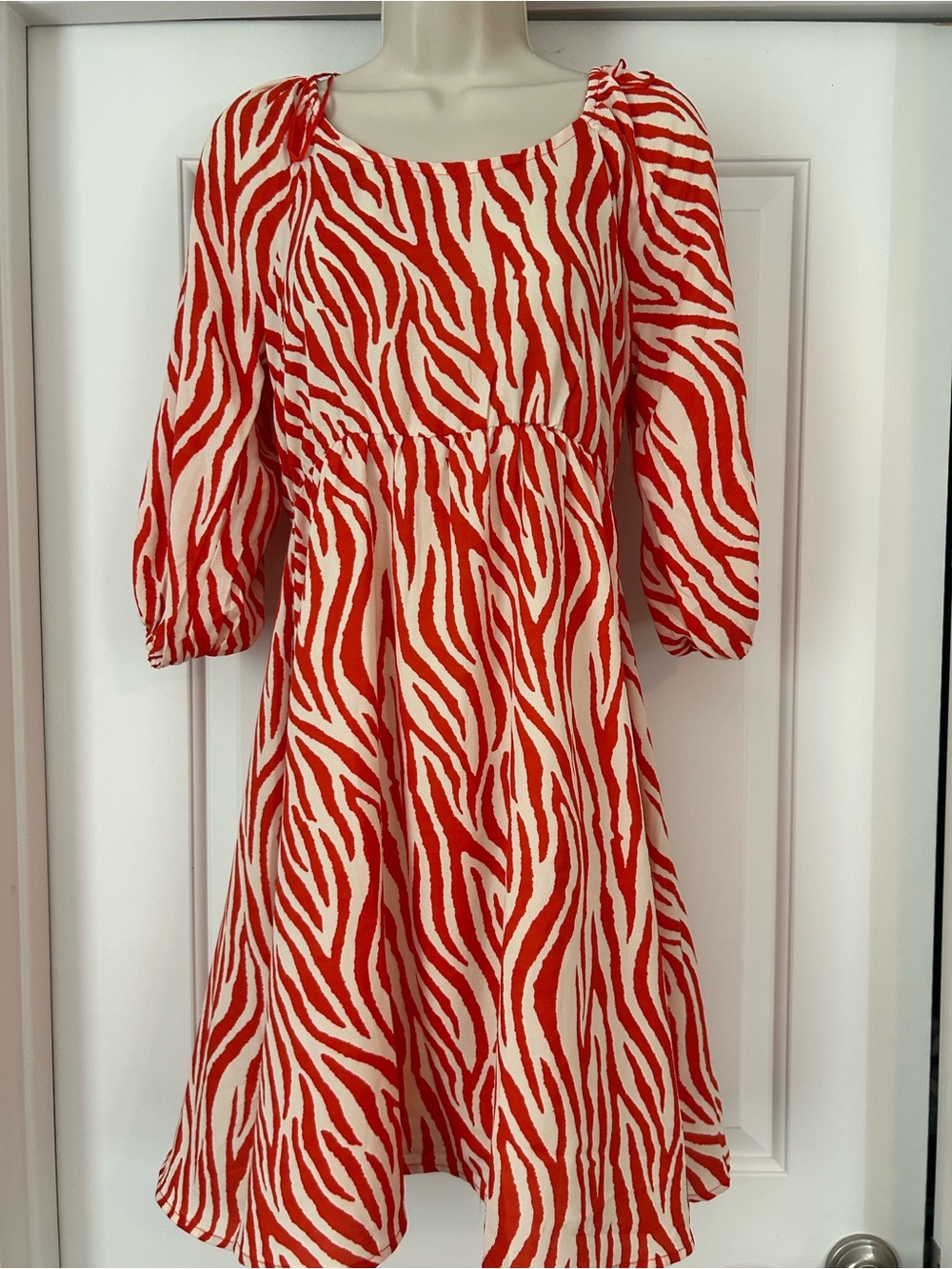 Red Zebra Print Women's Dress - Stylish Scoop Neck